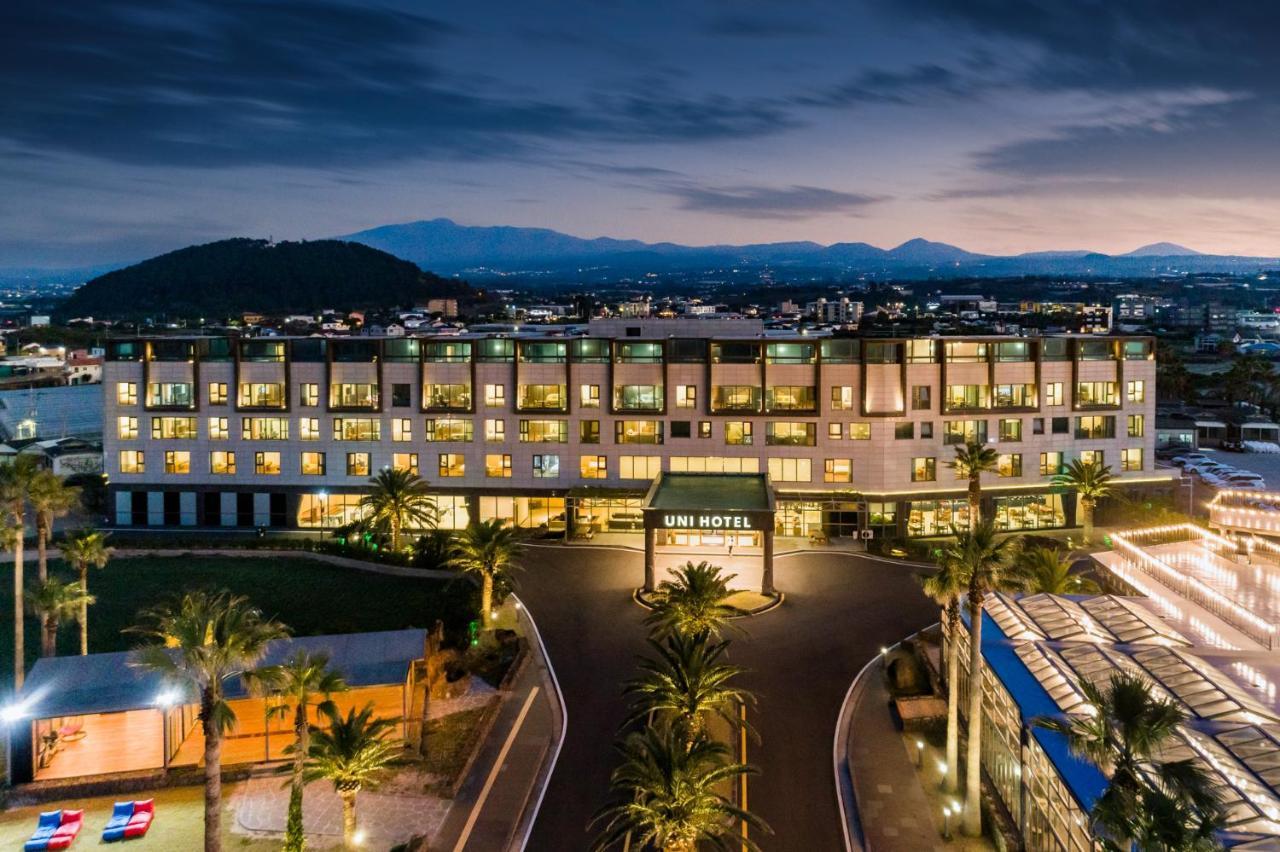 Uni Hotel Csedzsu Kültér fotó