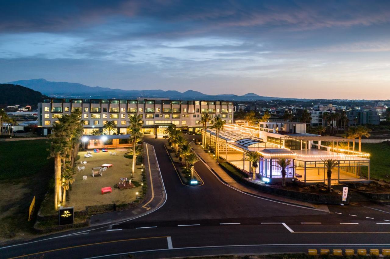 Uni Hotel Csedzsu Kültér fotó