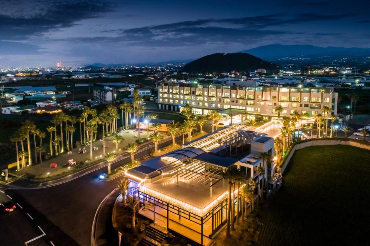 Uni Hotel Csedzsu Kültér fotó