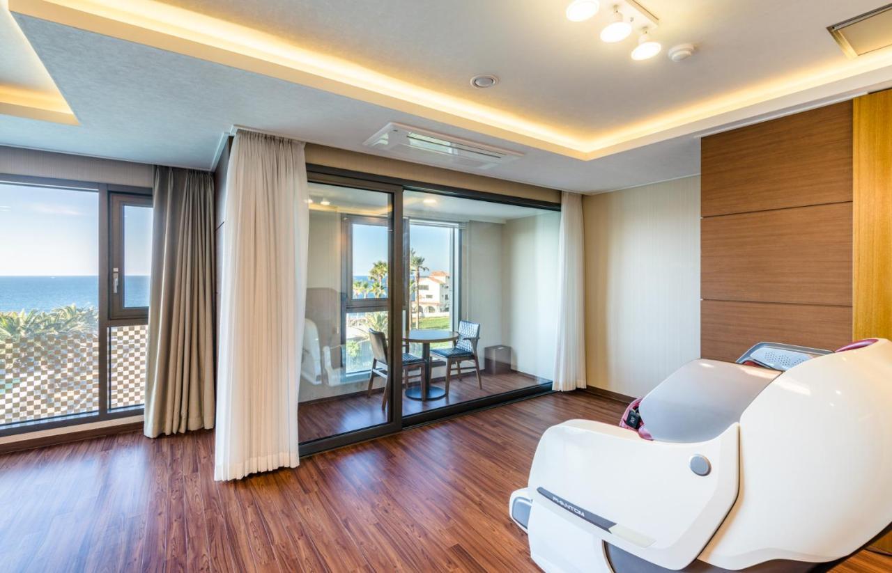 Uni Hotel Csedzsu Kültér fotó