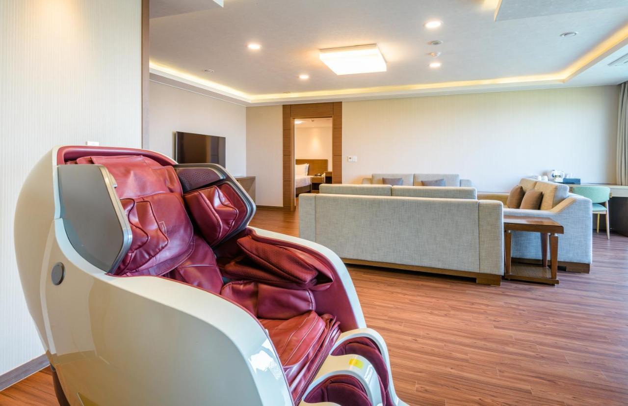 Uni Hotel Csedzsu Kültér fotó