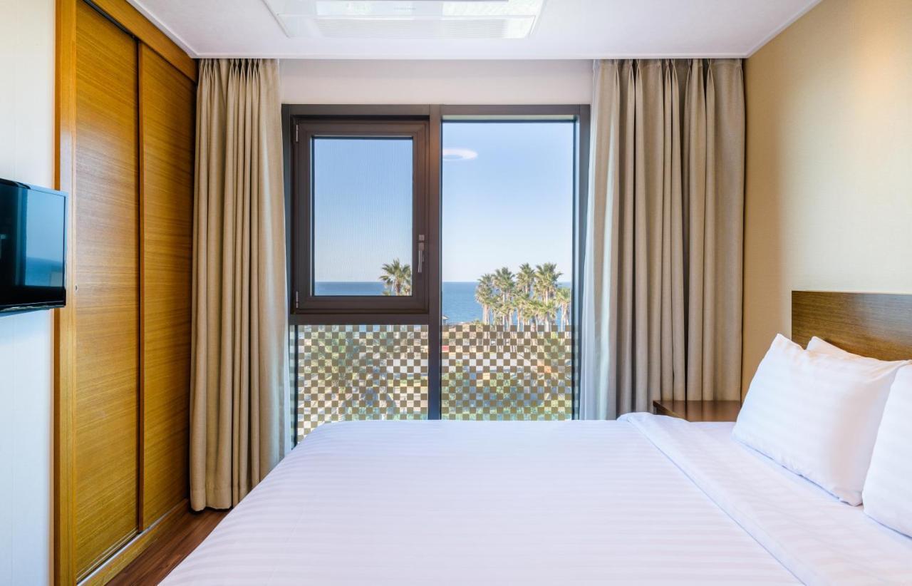 Uni Hotel Csedzsu Kültér fotó